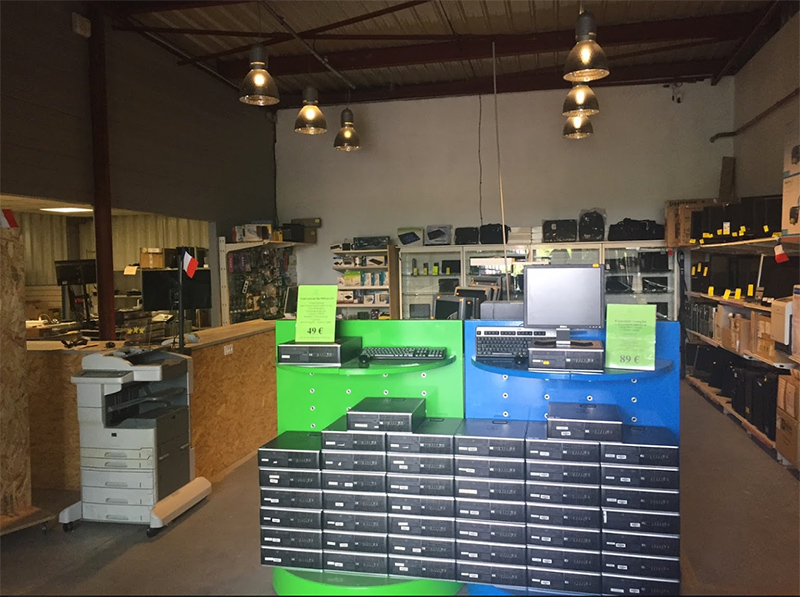 Magasin et atelier Informatique Occasion